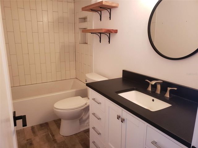 205 FAIRWAY DRIVE 205, Longwood, FL 32779