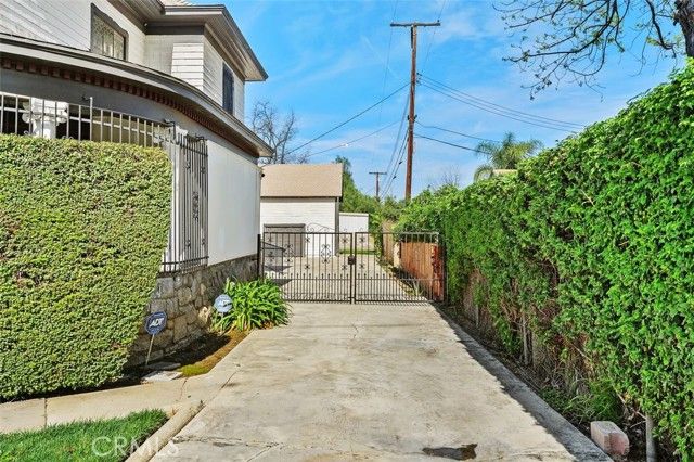 4771 Victoria Avenue, Riverside, CA 92507