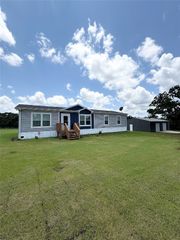 35721 Honeysuckle Lane, Tecumseh, OK 74873