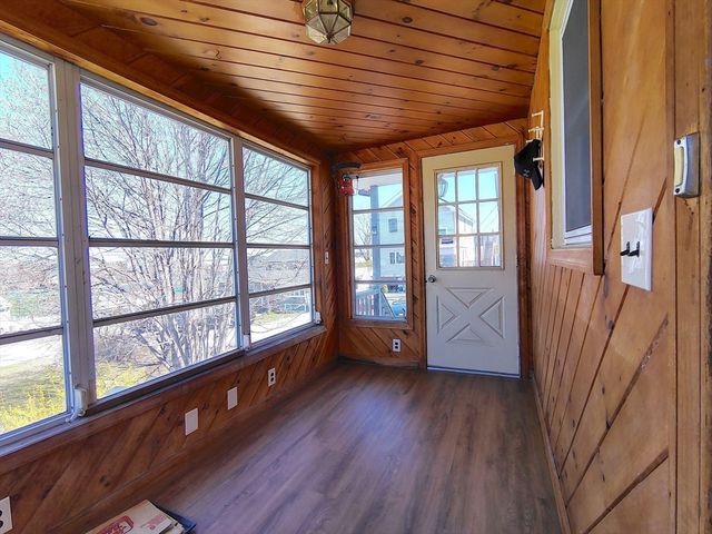 74 Thurlow Ave, Revere, MA 02151