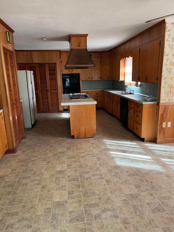 2565 Saint Matthews Road, Orangeburg, SC 29118