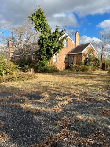 2565 Saint Matthews Road, Orangeburg, SC 29118