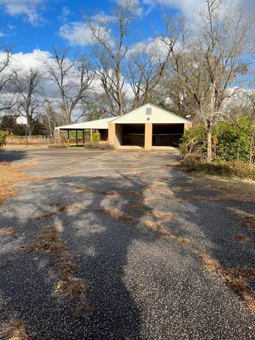 2565 Saint Matthews Road, Orangeburg, SC 29118