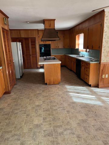 2565 Saint Matthews Road, Orangeburg, SC 29118
