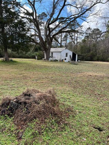 2565 Saint Matthews Road, Orangeburg, SC 29118