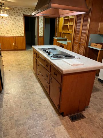 2565 Saint Matthews Road, Orangeburg, SC 29118