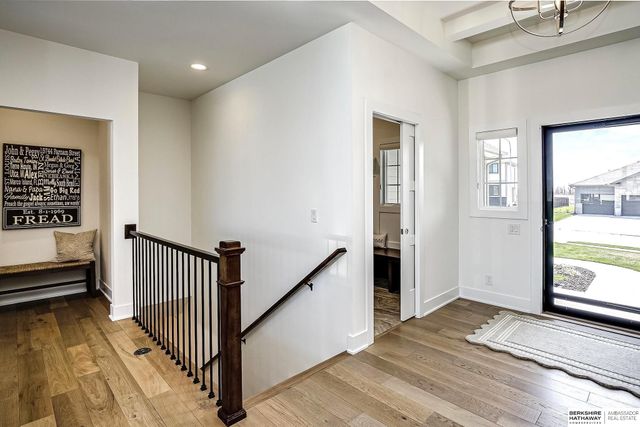 21714 K Street, Elkhorn, NE 68022