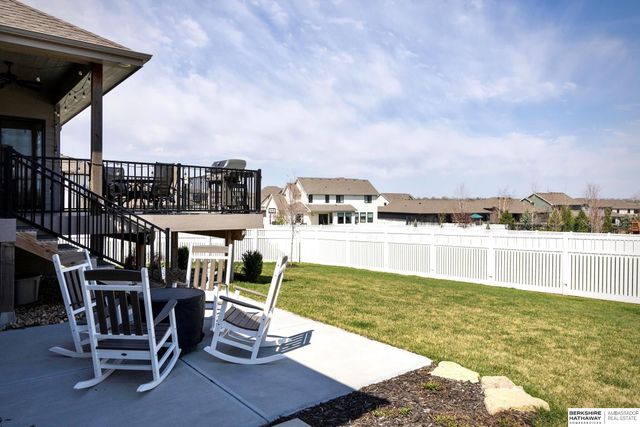21714 K Street, Elkhorn, NE 68022