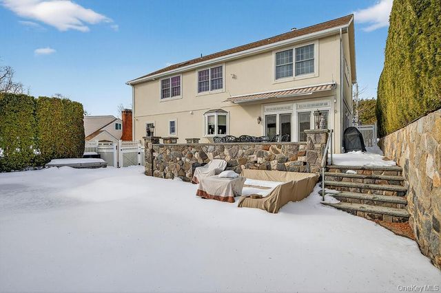 1309 Shelbourne Avenue, Mamaroneck, NY 10543