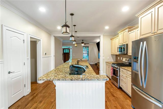 1333 Eubanks Avenue, East Point, GA 30344