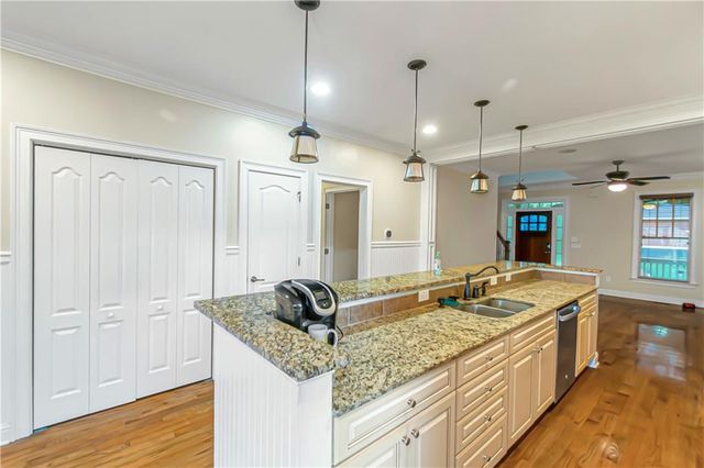 1333 Eubanks Avenue, East Point, GA 30344