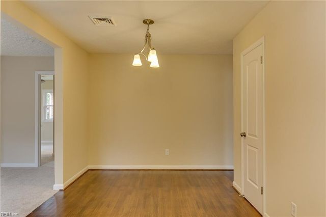 925 South AVE, Newport News, VA 23605