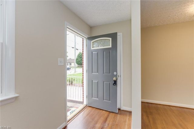 925 South AVE, Newport News, VA 23605