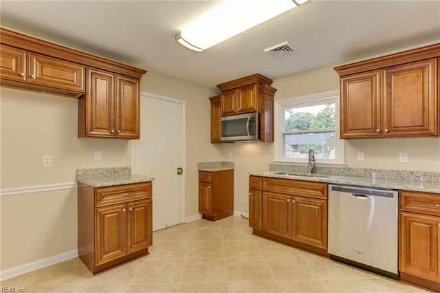 925 South AVE, Newport News, VA 23605