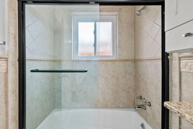 28419 Park Court, Madison Heights, MI 48071