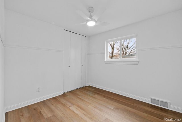 28419 Park Court, Madison Heights, MI 48071