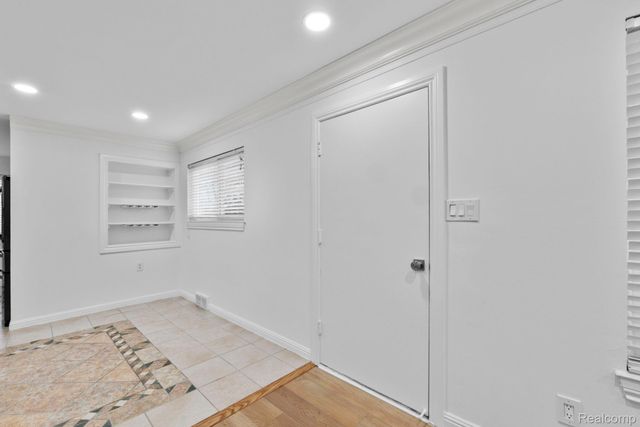 28419 Park Court, Madison Heights, MI 48071