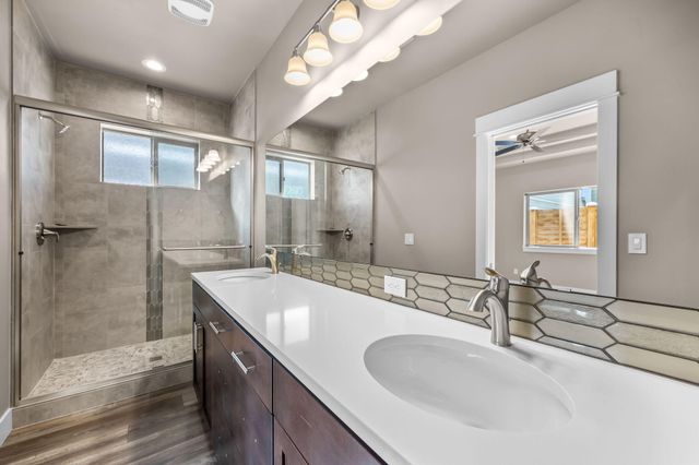 20587 SE Nina Avenue 356, Bend, OR 97702