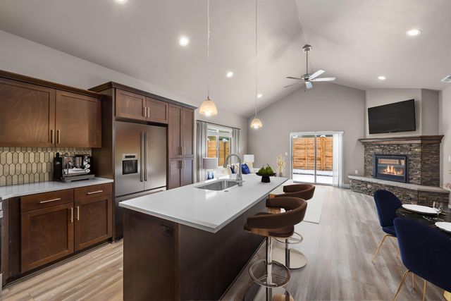 20587 SE Nina Avenue 356, Bend, OR 97702