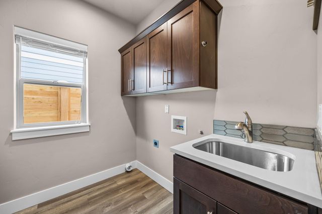 20587 SE Nina Avenue 356, Bend, OR 97702