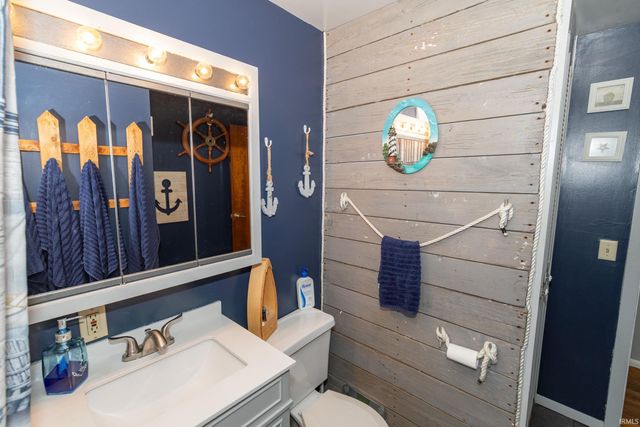 2730 Lexington Boulevard, Mishawaka, IN 46544