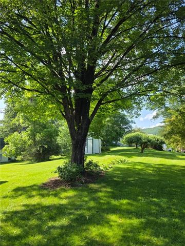 77 Vestal Avenue, Hancock, NY 13783