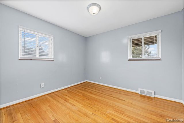 20336 Cedar Street, Saint Clair Shores, MI 48081