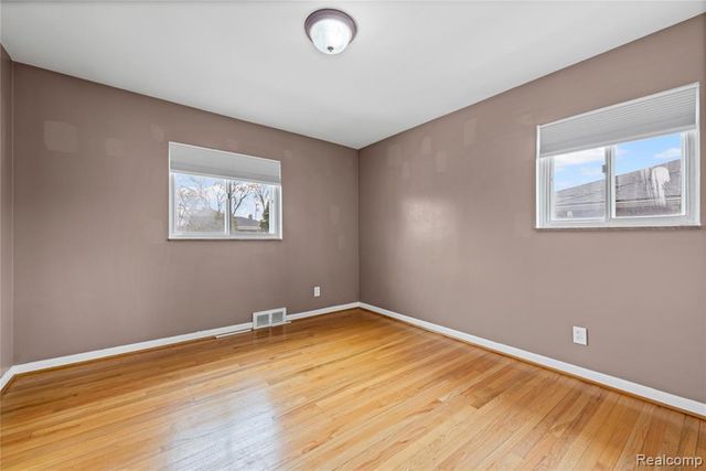 20336 Cedar Street, Saint Clair Shores, MI 48081