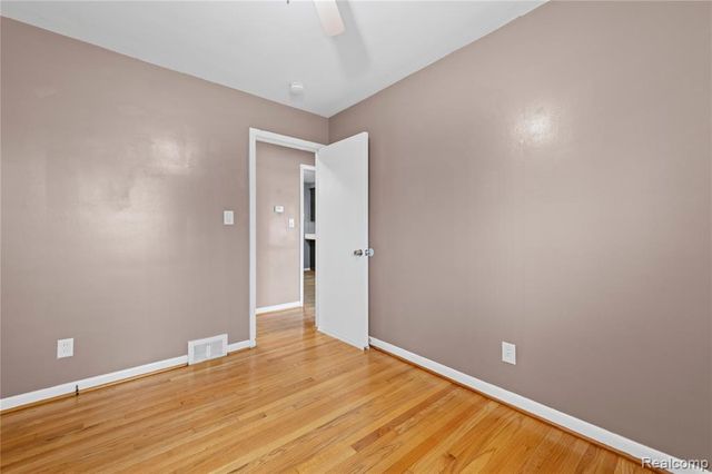 20336 Cedar Street, Saint Clair Shores, MI 48081