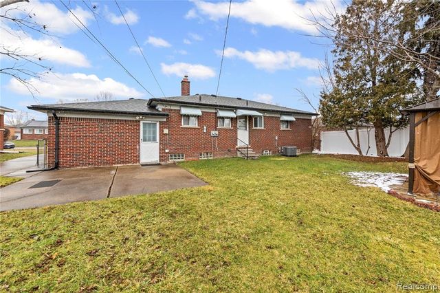 20336 Cedar Street, Saint Clair Shores, MI 48081