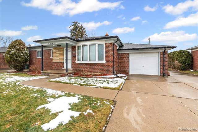 20336 Cedar Street, Saint Clair Shores, MI 48081