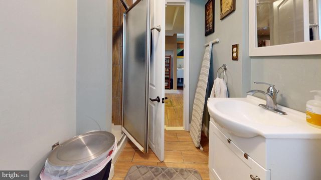 8902 BLUE GRASS RD, Philadelphia, PA 19152