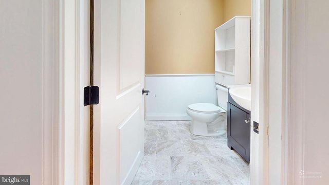 8902 BLUE GRASS RD, Philadelphia, PA 19152