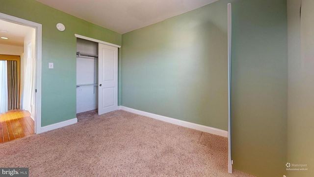 8902 BLUE GRASS RD, Philadelphia, PA 19152