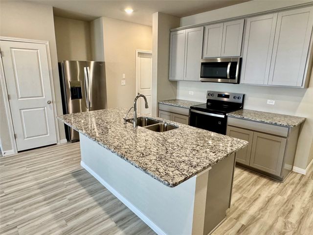 12802 Siena Village LN, Buda, TX 78610