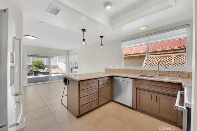 23240 Continental Drive, Canyon Lake, CA 92587