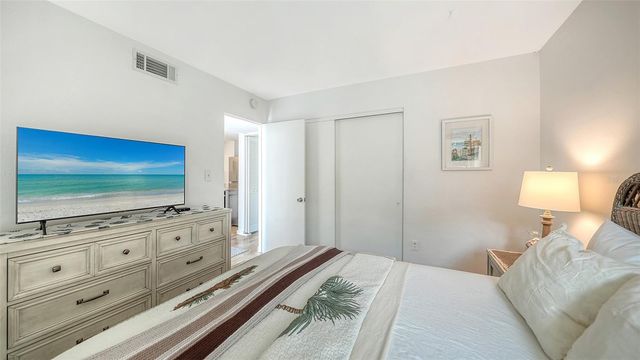 2850 GULF OF MEXICO DRIVE 4, Longboat Key, FL 34228