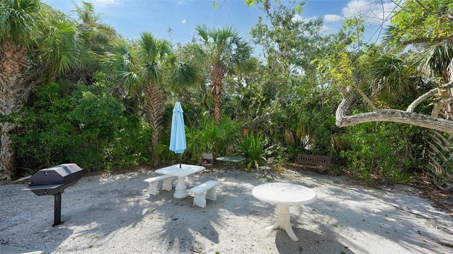 2850 GULF OF MEXICO DRIVE 4, Longboat Key, FL 34228