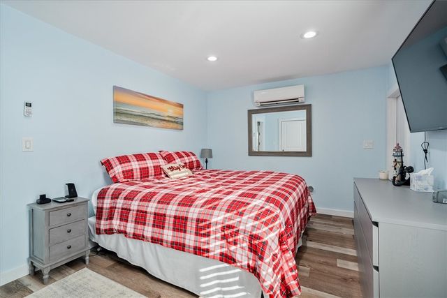 126 Narrows Road, Bristol, RI 02809