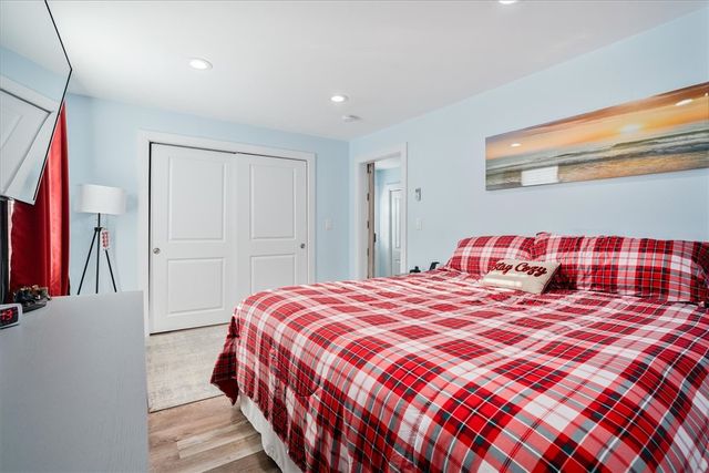 126 Narrows Road, Bristol, RI 02809