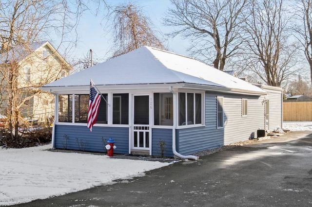 126 Narrows Road, Bristol, RI 02809