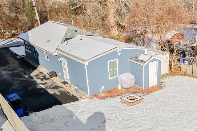 126 Narrows Road, Bristol, RI 02809