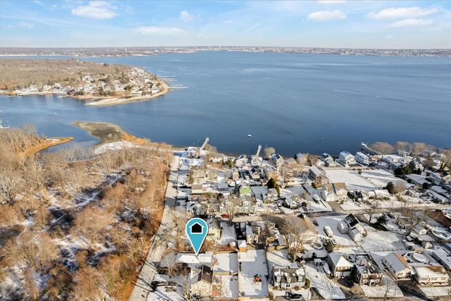 126 Narrows Road, Bristol, RI 02809