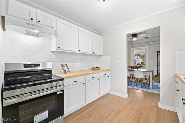 1076 Chalker Street, Akron, OH 44310