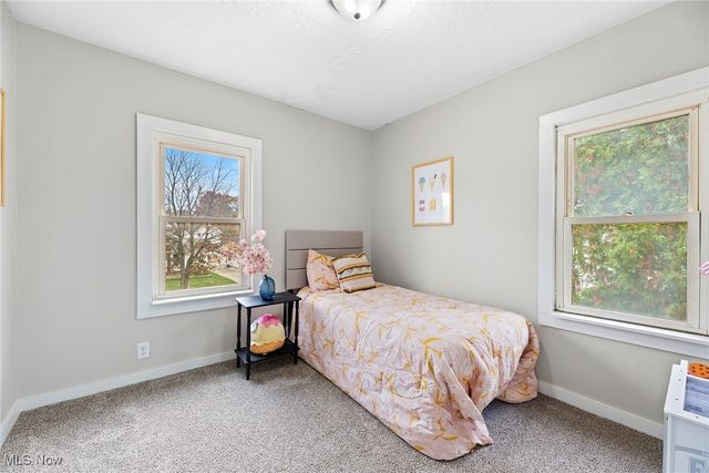 1076 Chalker Street, Akron, OH 44310