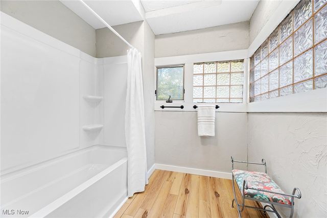 1076 Chalker Street, Akron, OH 44310