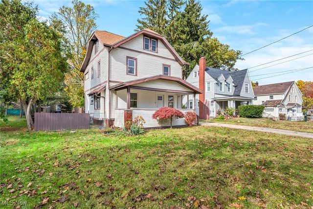 1076 Chalker Street, Akron, OH 44310