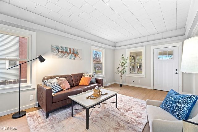 1076 Chalker Street, Akron, OH 44310