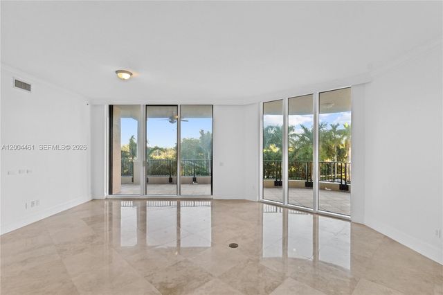 13621 Deering Bay Dr 304, Coral Gables, FL 33158