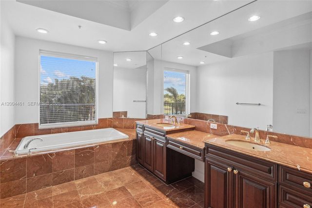 13621 Deering Bay Dr 304, Coral Gables, FL 33158